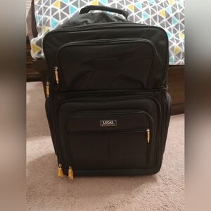 New Black Travel Carry-on/Personal Case